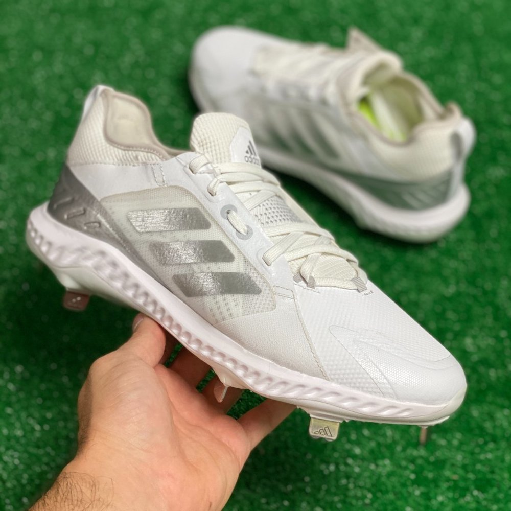 Adidas PureHustle Womens Softball Cleats White FV9038 NEW Size 10.5 / Mens 9.5